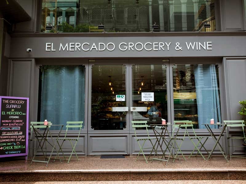 EL MERCADO GROCERY shops